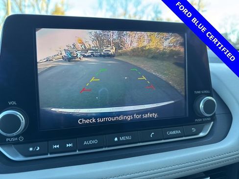 Used 2023 Nissan Rogue SV image 20