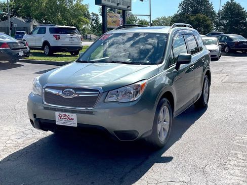 Used 2015 Subaru Forester 2.5i Premium AWD/4WD image 2