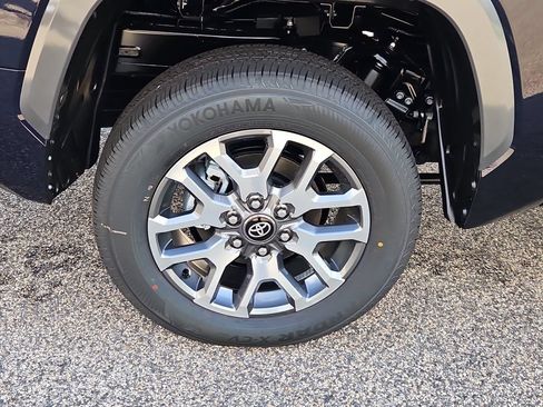 New 2026 Toyota Tundra 1794 Edition AWD/4WD image 5