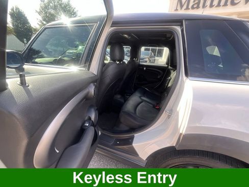 Used 2023 MINI Cooper S w/ Signature Upholstery Package FWD image 8