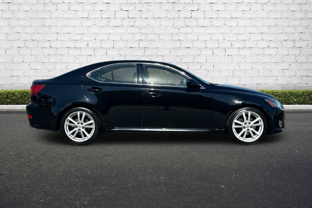 Used 2007 Lexus IS 250 RWD image 3