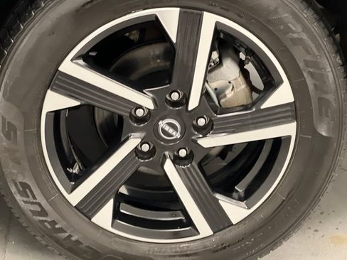 Used 2024 Nissan Sentra SV FWD image 66