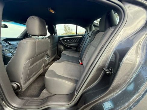 Used 2017 Ford Taurus SEL image 11