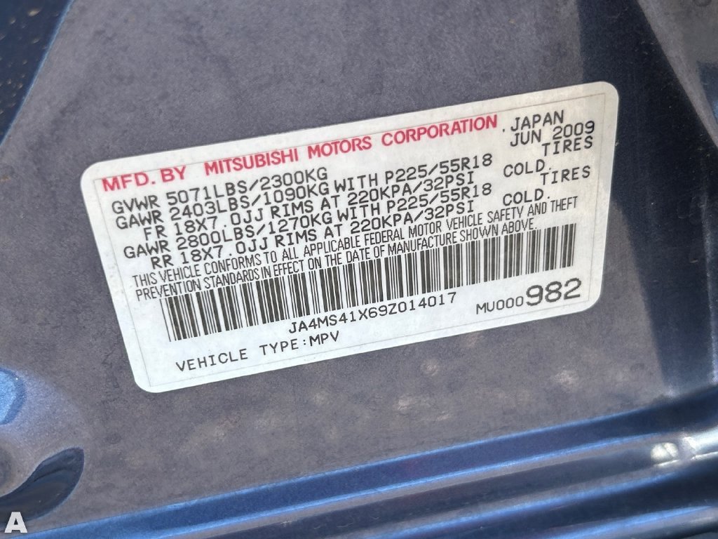 Used 2009 Mitsubishi Outlander XLS FWD image 29