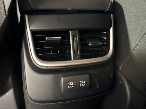 Used 2022 Subaru Outback Premium AWD/4WD image 28