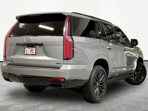 Used 2024 Cadillac Escalade ESV Premium Luxury AWD/4WD image 6
