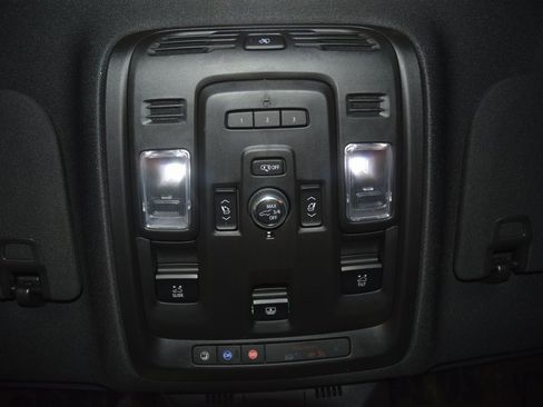 Used 2024 Cadillac Escalade ESV Premium Luxury w/ Performance Package image 53