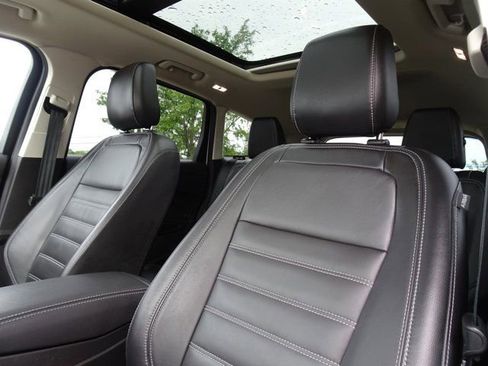 Used 2018 Ford Escape Titanium AWD/4WD image 12