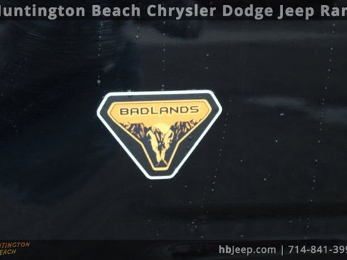 Used 2021 Ford Bronco Sport Badlands image 8