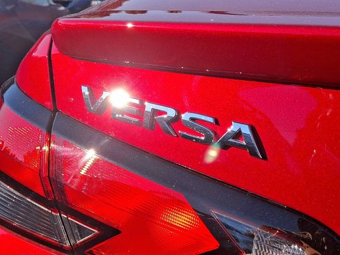 New 2025 Nissan Versa SR w/ Trunk Package image 5