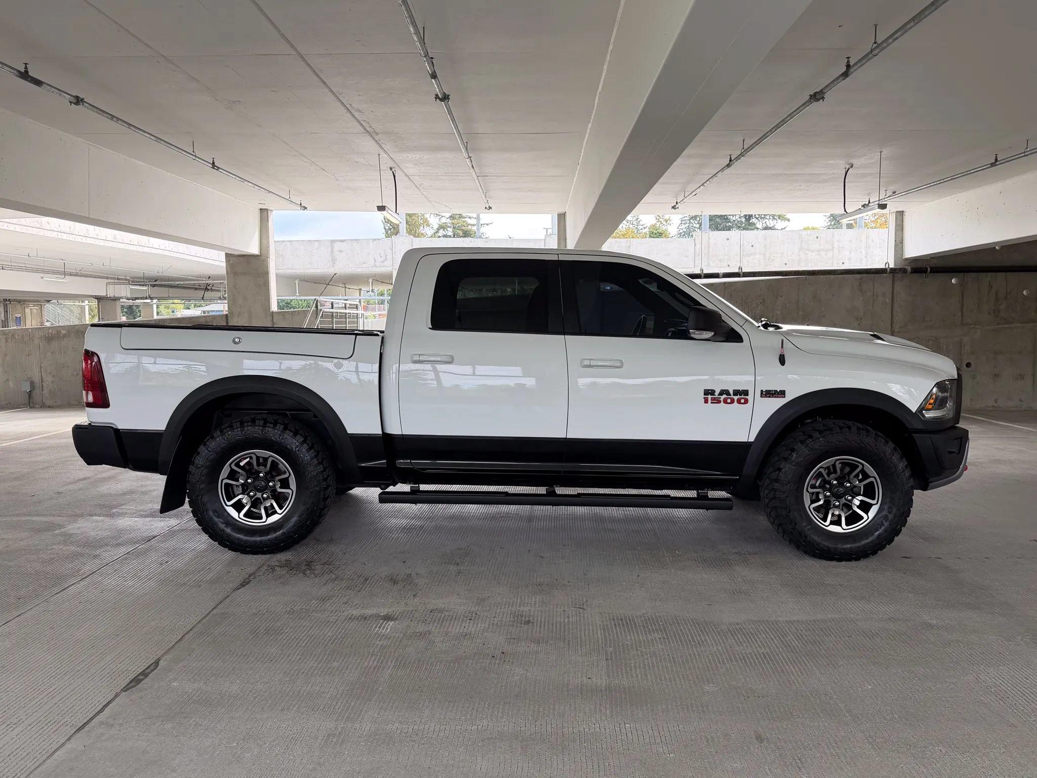 Used 2015 RAM 1500 Rebel AWD/4WD image 4