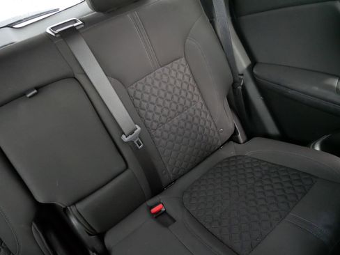 Used 2022 Chevrolet Blazer LT image 14