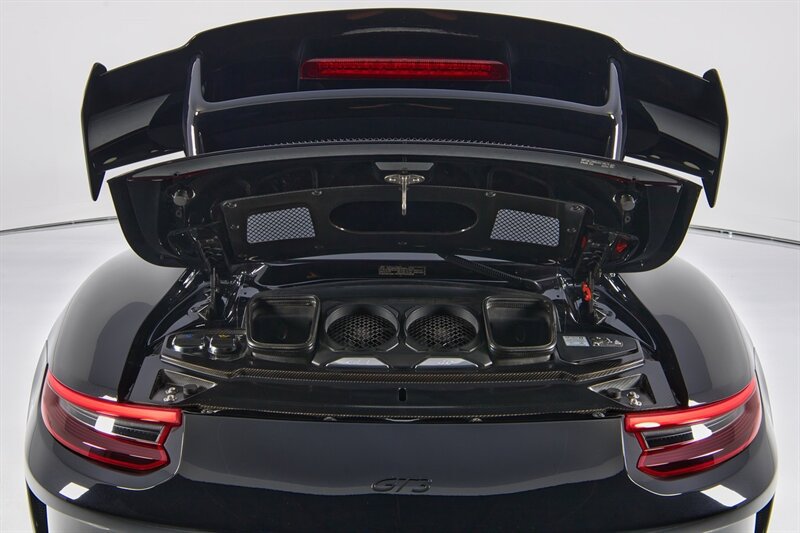 Used 2018 Porsche 911 GT3 RWD image 48