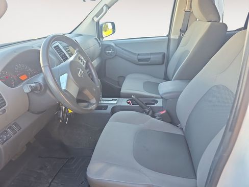 Used 2013 Nissan Xterra S image 9