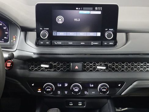 Used 2023 Honda Accord EX image 26