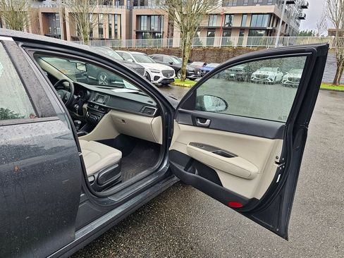 Used 2016 Kia Optima LX image 25