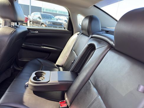 Used 2012 Chevrolet Impala LTZ FWD image 32