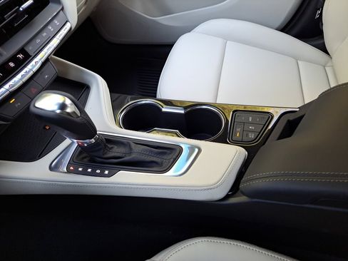 Certified 2023 Cadillac CT4 Luxury w/ Sun And Sound Package image 25