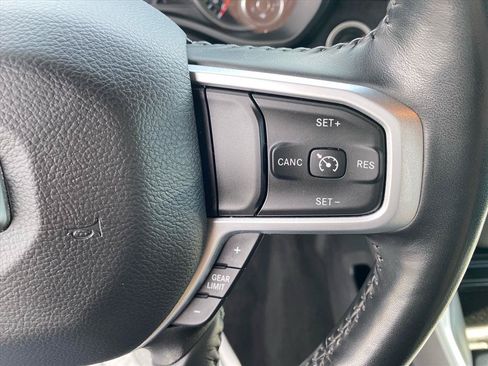 Used 2022 RAM 1500 Big Horn AWD/4WD image 19