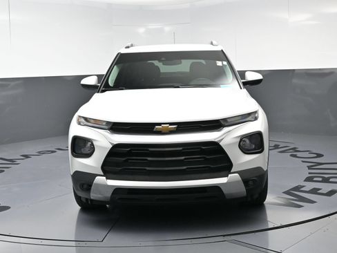 Used 2021 Chevrolet TrailBlazer LT w/ Premium Seating Package FWD image 5