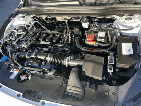 Used 2019 Honda Accord Sport image 27