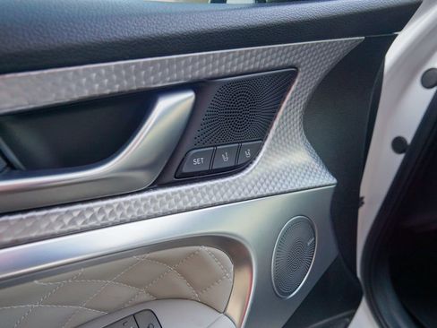 Used 2023 Genesis G70 3.3T w/ Sport Prestige Package image 19