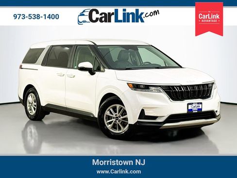 Used 2022 Kia Carnival LX FWD image 1