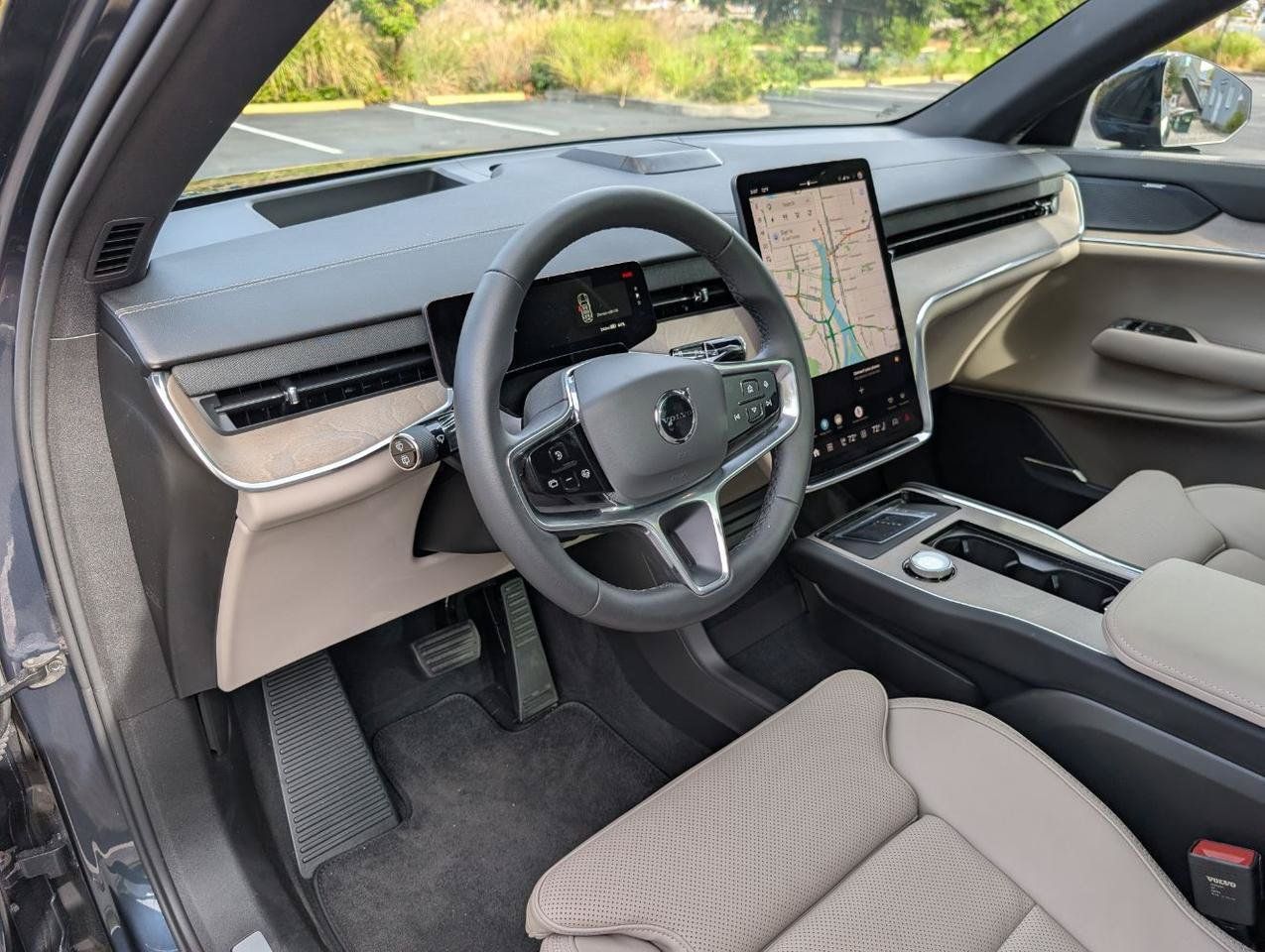 Used 2025 Volvo EX90 Ultra AWD/4WD image 9