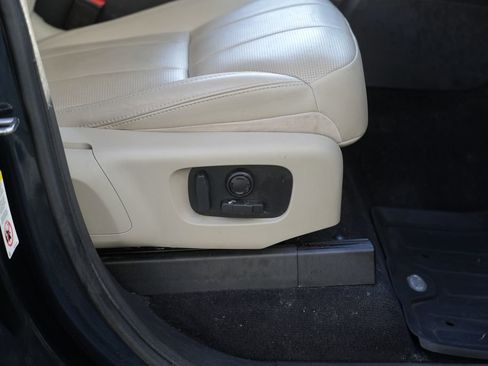 Used 2018 Land Rover Discovery HSE AWD/4WD image 33