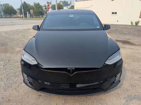 Used 2020 Tesla Model X Long Range AWD/4WD image 2
