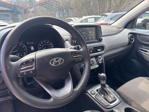 Used 2021 Hyundai Kona SE image 10