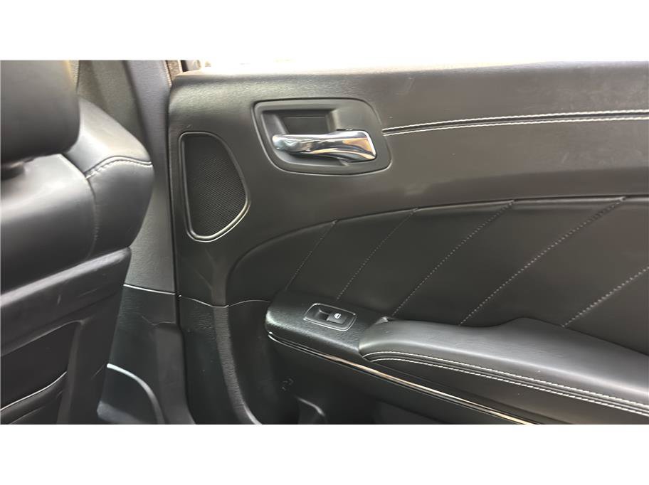 Used 2023 Dodge Charger SRT Hellcat w/ Harman/Kardon Audio Group RWD image 17