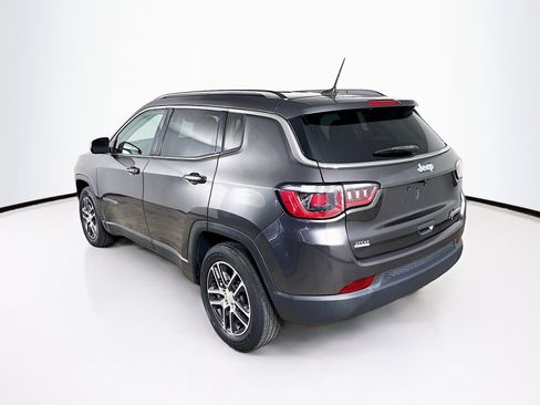 Used 2018 Jeep Compass Latitude w/ Popular Equipment Group image 29