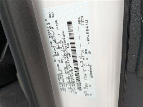 New 2026 Ford Transit 250 148 Medium Roof RWD image 17