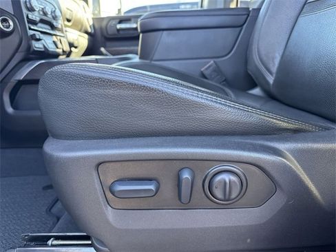 Used 2023 GMC Sierra 2500 Denali w/ Denali Ultimate Package image 12