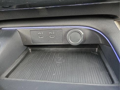 New 2026 Nissan Sentra SR w/ Floor Mat Package image 21