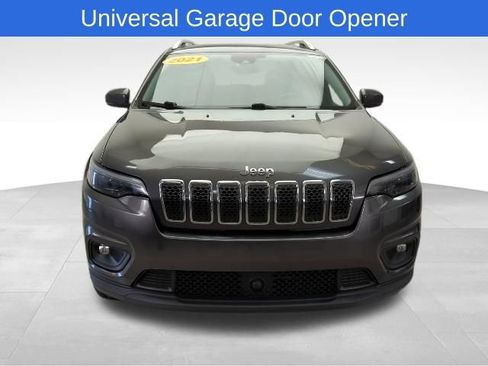 Used 2021 Jeep Cherokee Latitude Lux w/ Comfort/Convenience Group image 11