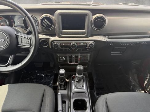 Used 2021 Jeep Wrangler Unlimited Sport image 3