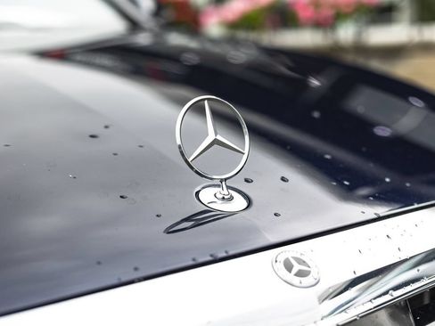 Used 2020 Mercedes-Benz S 560 Sedan image 5