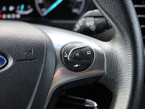 Used 2019 Ford Transit Connect XLT image 25