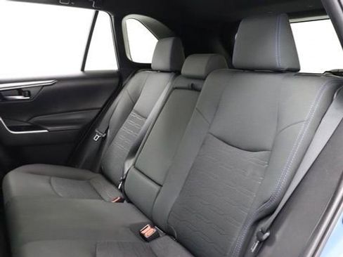Used 2022 Toyota RAV4 SE w/ Convenience Package image 27