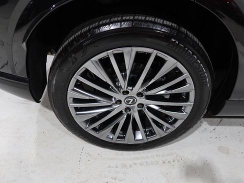 Used 2024 Lexus RX 450h AWD w/ Convenience Package image 40