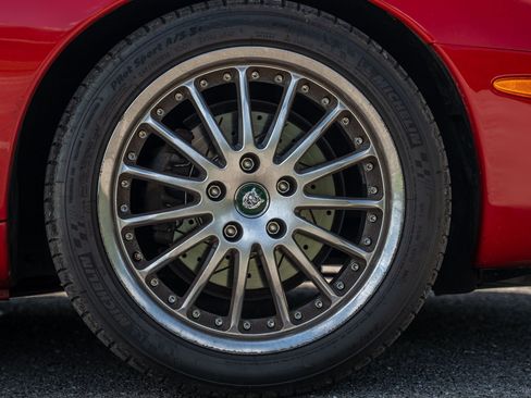 Used 1999 Jaguar XK8 Convertible RWD image 38