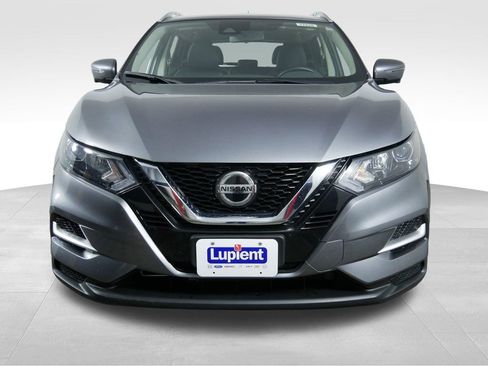 Used 2020 Nissan Rogue Sport SL image 3