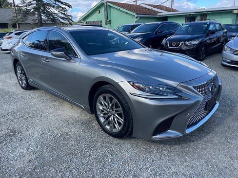 Used 2018 Lexus LS 500h AWD image 4
