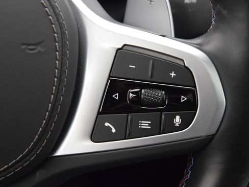 Used 2025 BMW M850i xDrive image 27