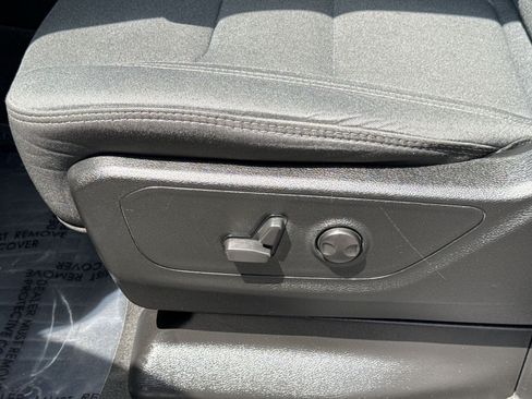 Used 2022 RAM 1500 Big Horn AWD/4WD image 14