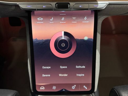 Used 2022 Lucid Air Grand Touring image 39