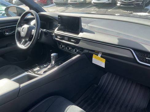 Used 2025 Acura ADX A-Spec image 9