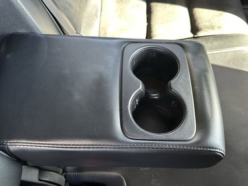 Used 2022 Jeep Grand Cherokee Laredo X image 16